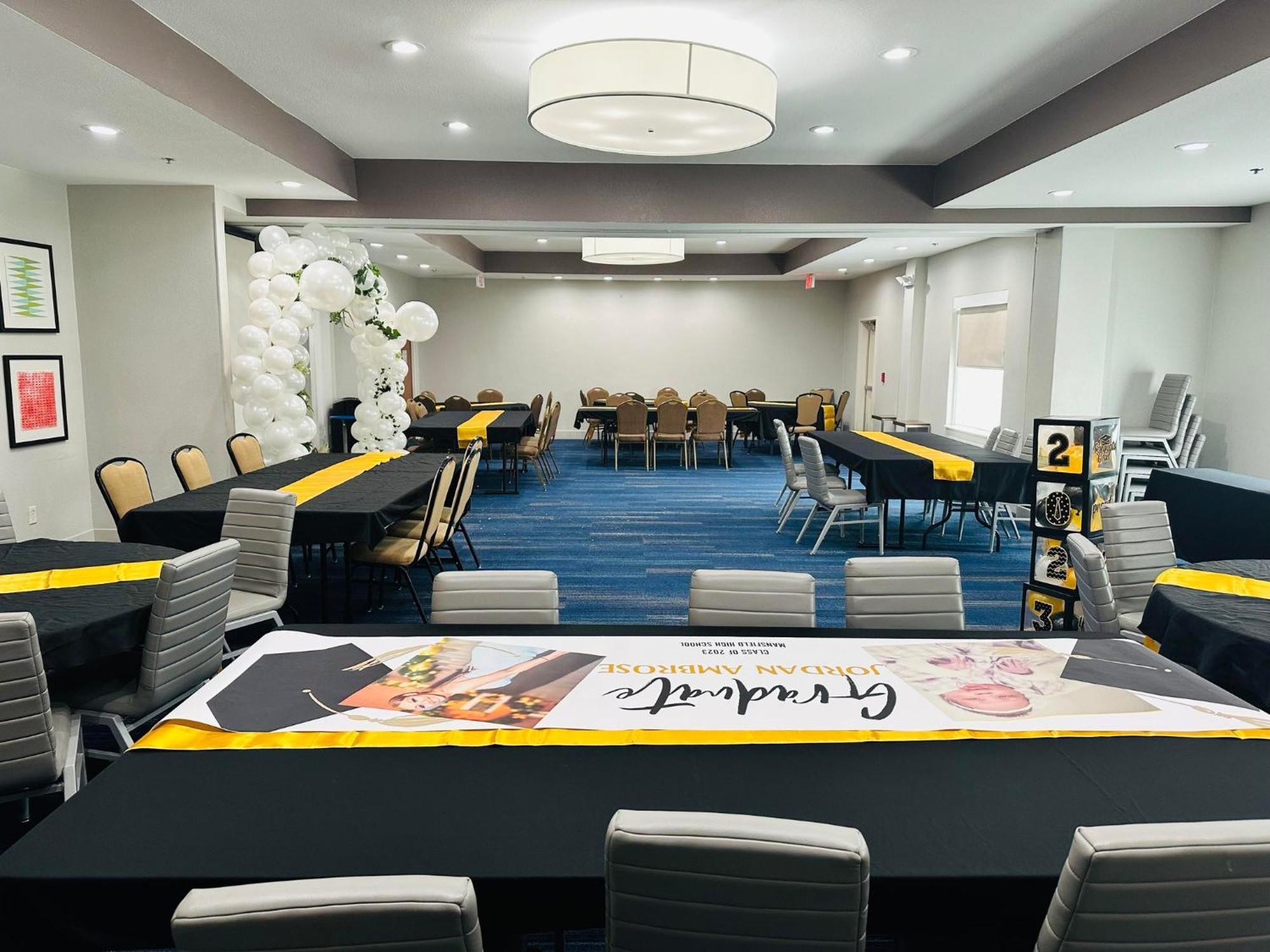 Holiday Inn Express Hotel & Suites Mansfield By Ihg Exteriér fotografie